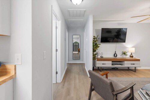 Minutes to Downtown & Park Circle | Cozy Stay