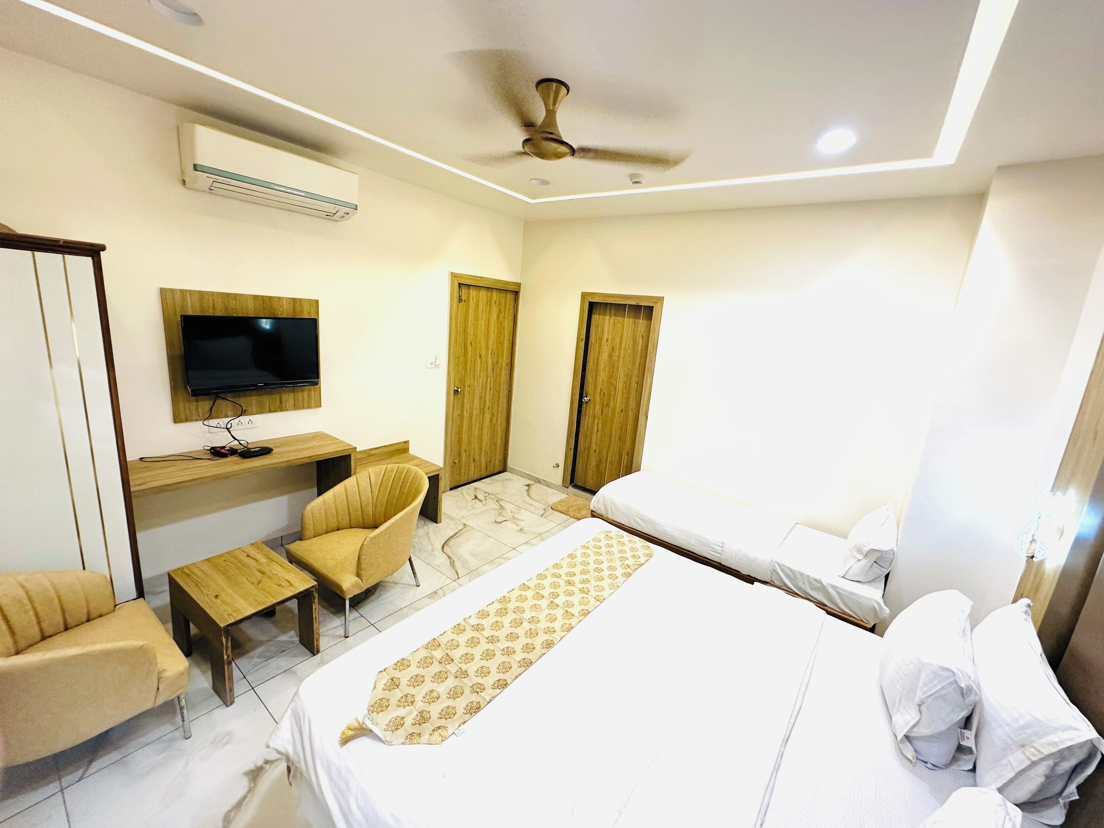 Kamar Keluarga | Wi-Fi gratis dan seprai linen