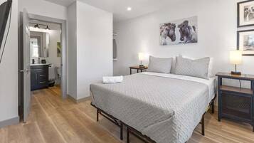 1 soverom, strykejern/-brett, wi-fi og sengetøy