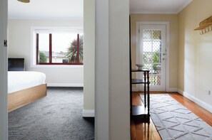 3 chambres, fer et planche à repasser, Wi-Fi gratuit, draps fournis