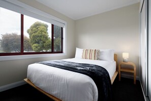 3 sovrum, strykjärn/strykbräda, gratis wi-fi och sängkläder