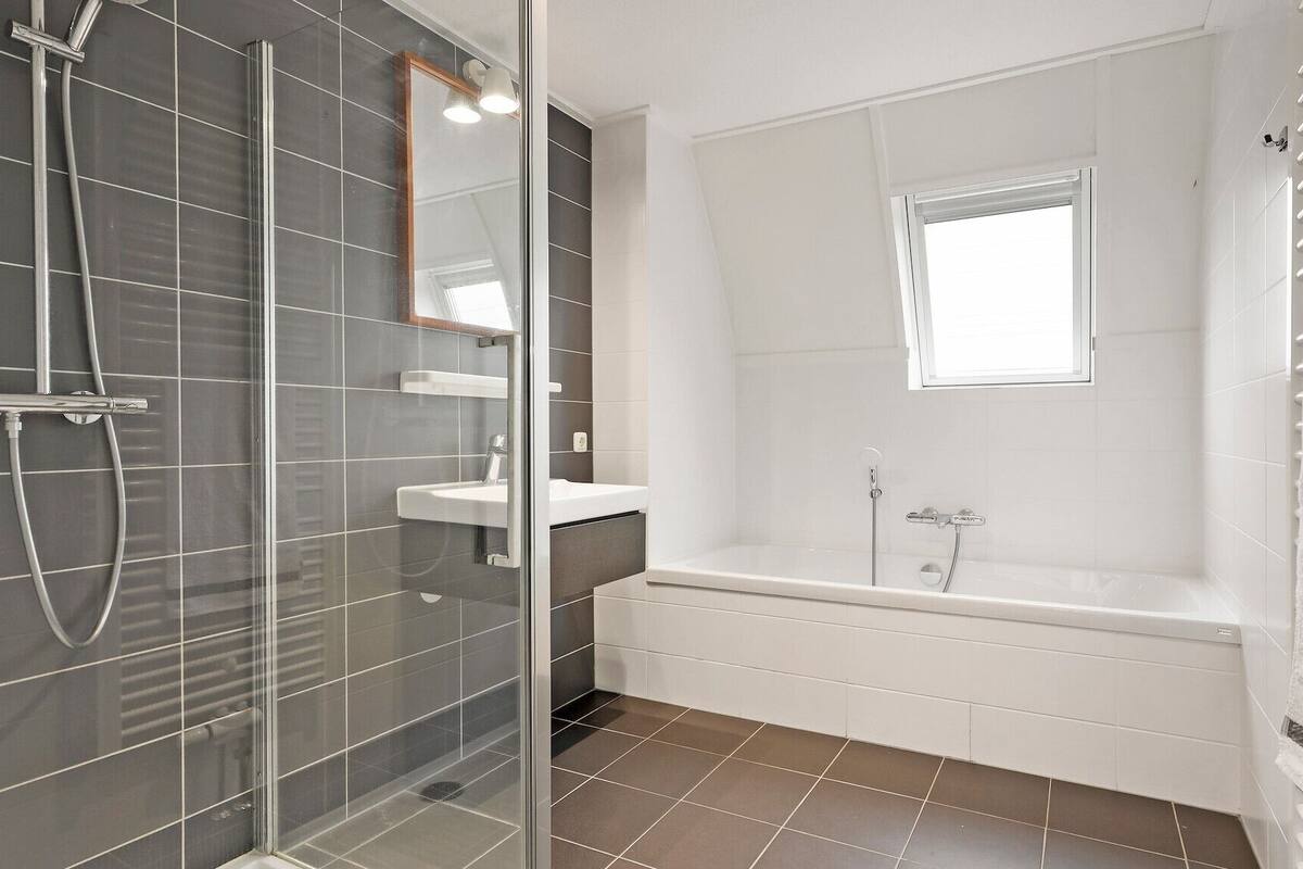 Bungalow (8LZ-bungalow) | Bathroom