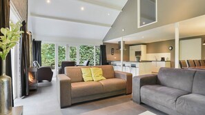 Bungalow (12CT-bungalow) | Sala de estar | Televisión 