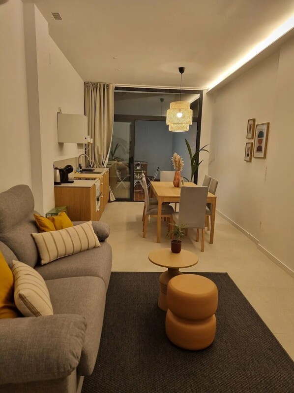 Loft | Living area - Apartamentos lleo san rius (Valencia)