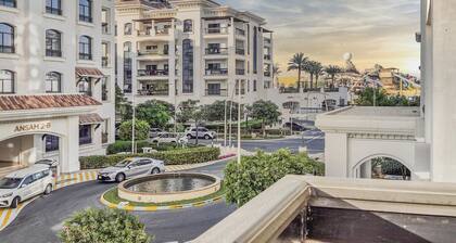 Cozy Golfside Studio