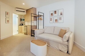 Down duvets, in-room safe, laptop workspace, iron/ironing board - Hotel Cetina Casa de Aguilar (Córdoba)