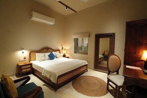Free WiFi - The Bodhi 5 Bedroom LuxuryApartment Central Jaipur (Jaipur)