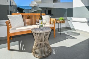 Terrace/patio - Smash A2 three-bedroom apartment with private pool (Novalja)