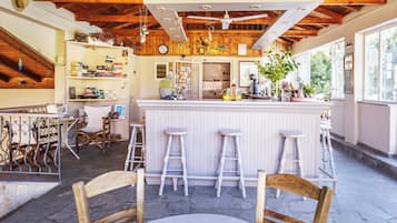 Petit déjeuner continental compris tous les jours