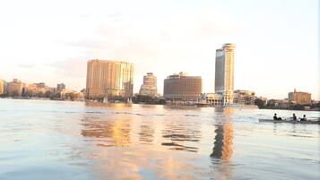 Deluxe-Doppel- oder -Zweibettzimmer, Flussblick