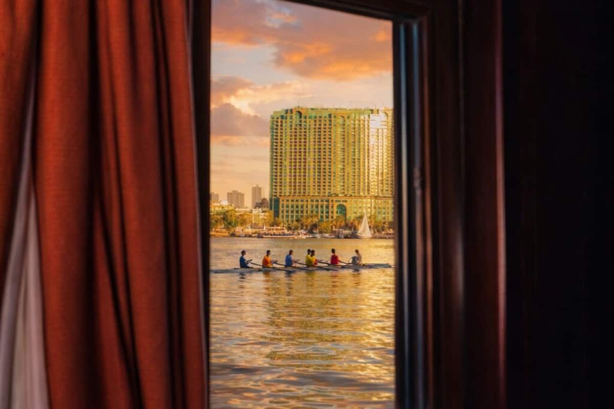 Deluxe Double or Twin Room, River View | Desk, free WiFi