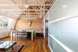 Apartment | Living room
