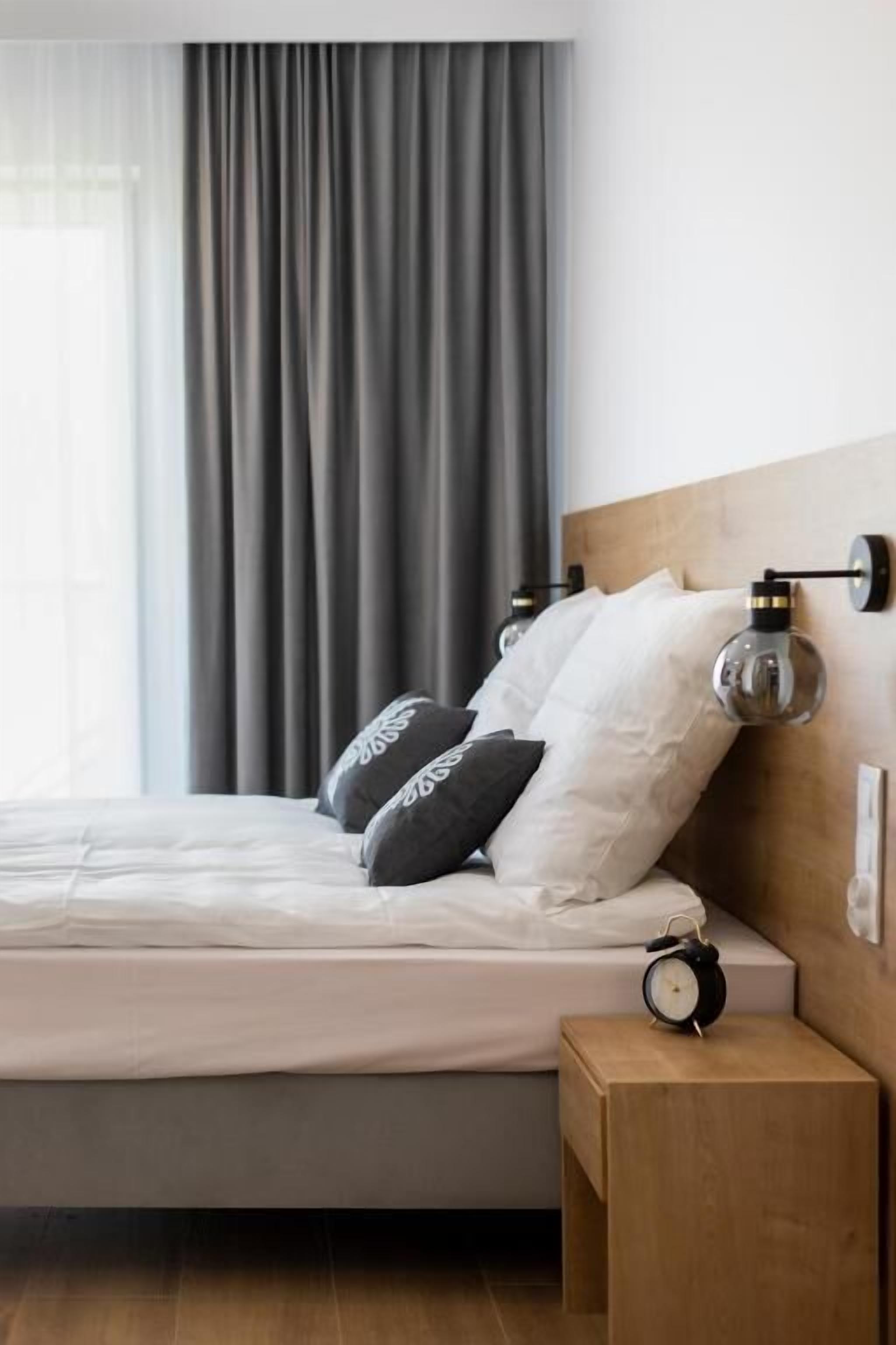 1 bedroom, laptop workspace, iron/ironing board, free WiFi