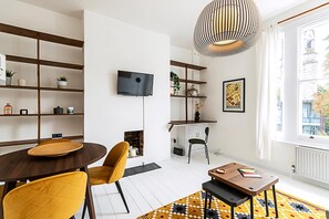 غرفة المعيشة