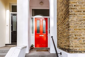 Exterior - Charming First Floor Flat in Tufnell Park (London)