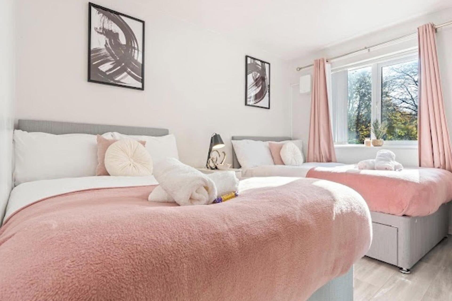 1 bedroom, free WiFi, bed sheets