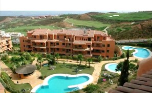 Exterior - Spacious and comfortable apartment, ideal for families and pets. (La cala de Mijas)