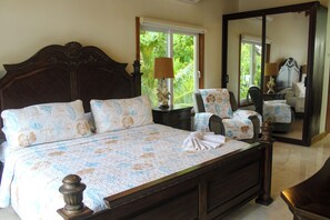 4 bedrooms, iron/ironing board, WiFi