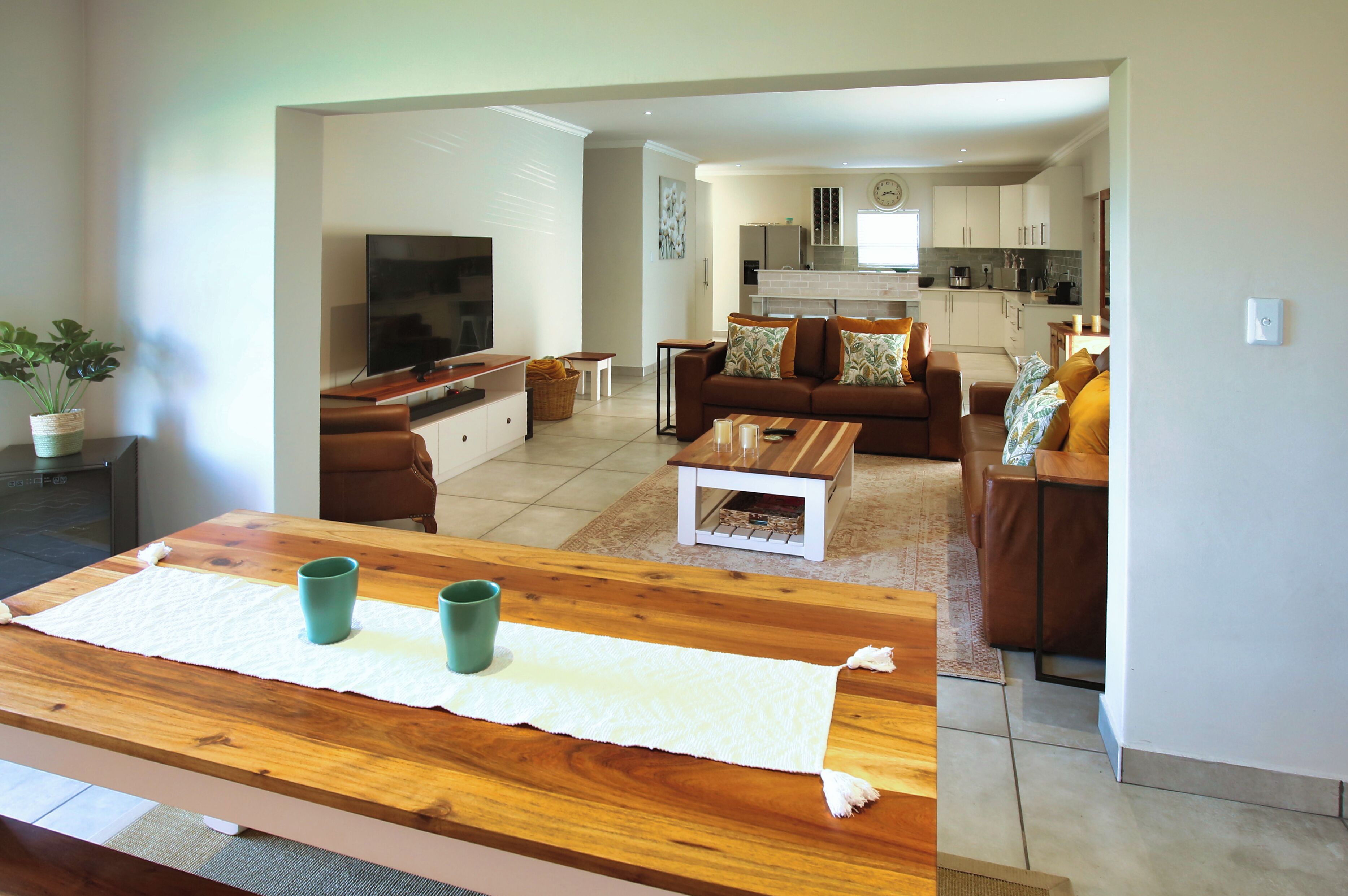 Comfort House, Garden View | Living area | Flat-screen TV