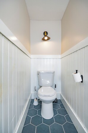 淋浴設備、風筒、提供毛巾、番梘