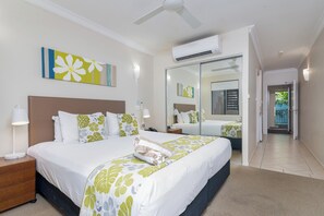 1 chambre, fer et planche à repasser, Wi-Fi gratuit, draps fournis