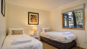 2 habitaciones, tabla de planchar con plancha y wifi gratis