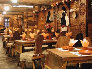 Restaurant - Pensiunea Ileana (Sibiu)
