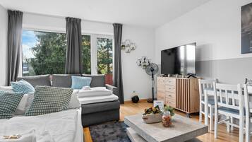 1 Schlafzimmer, Schreibtisch, Bügeleisen/Bügelbrett, WLAN