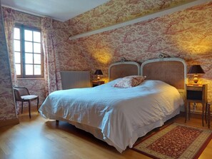 3 sovrum, strykjärn/strykbräda, resesäng och gratis wi-fi