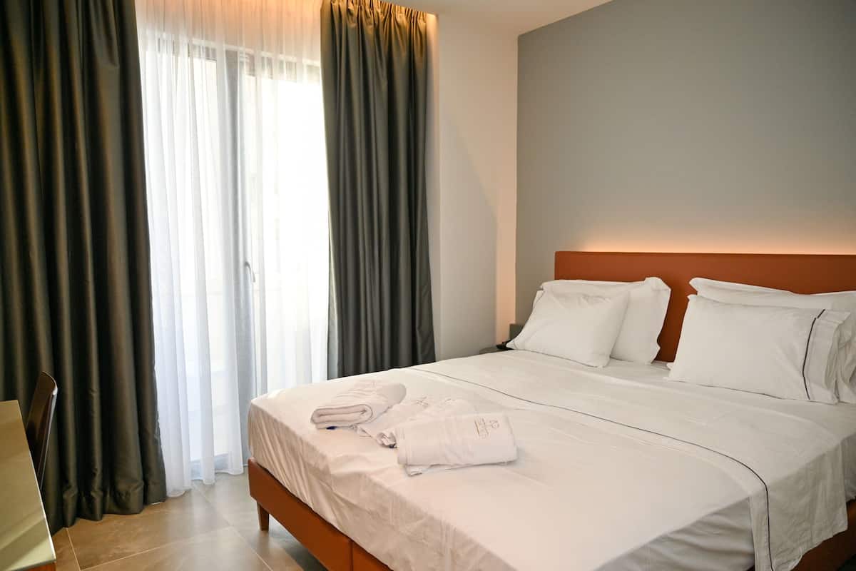 In-room safe, soundproofing, iron/ironing board, free cots/infant beds
