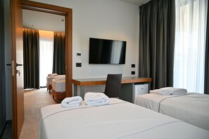 Superior Suite, Balcony, Sea View | In-room safe, soundproofing, iron/ironing board, free cots/infant beds