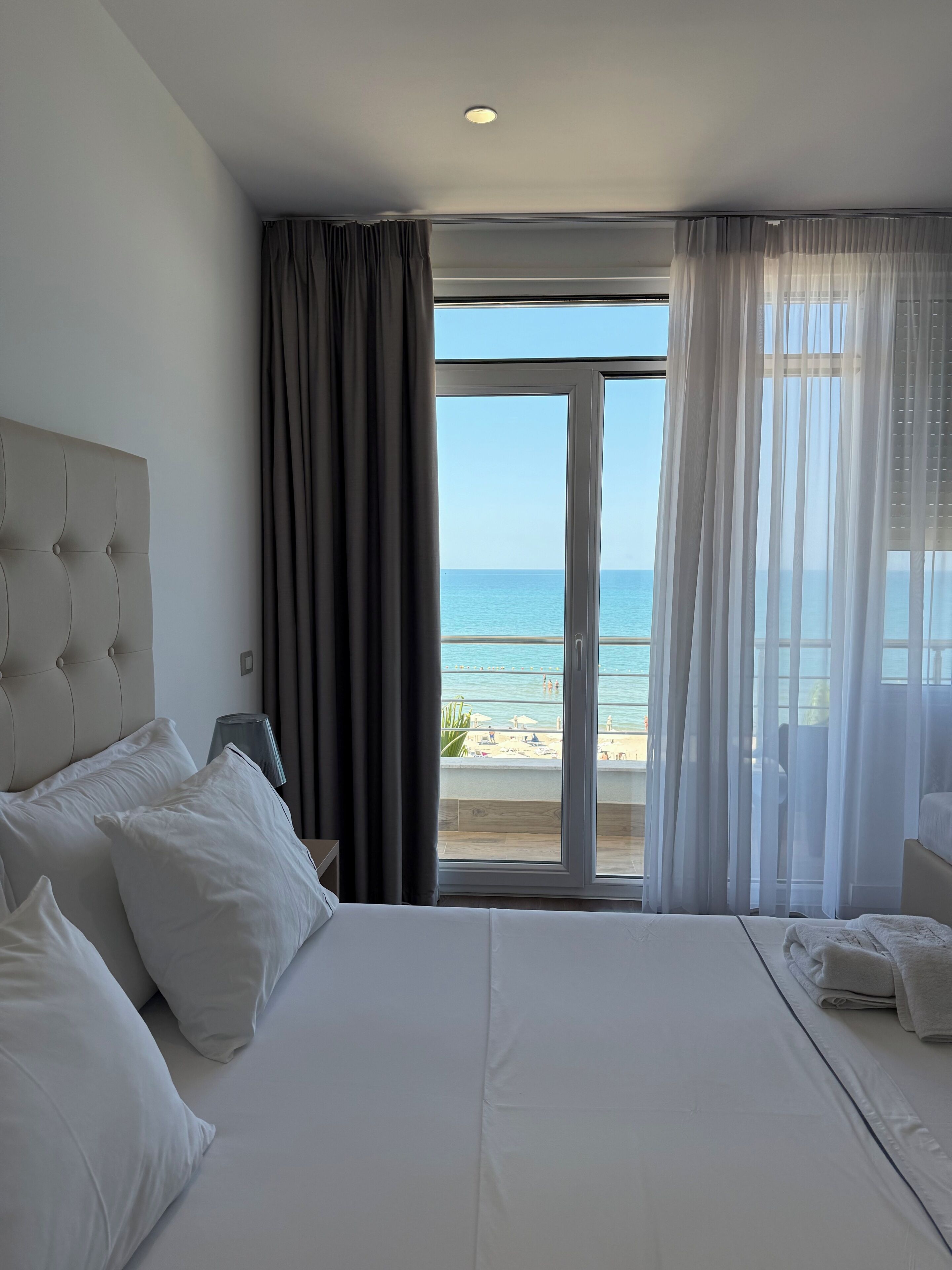 Comfort Quadruple Room, Sea View | Safe på rommet, lydisolert, strykejern/-brett og barnesenger (inkludert)