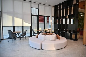 Sala de estar en el lobby