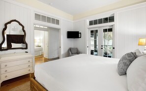 2 quartos, ferros/tábuas de passar roupa, Wi-Fi, roupa de cama