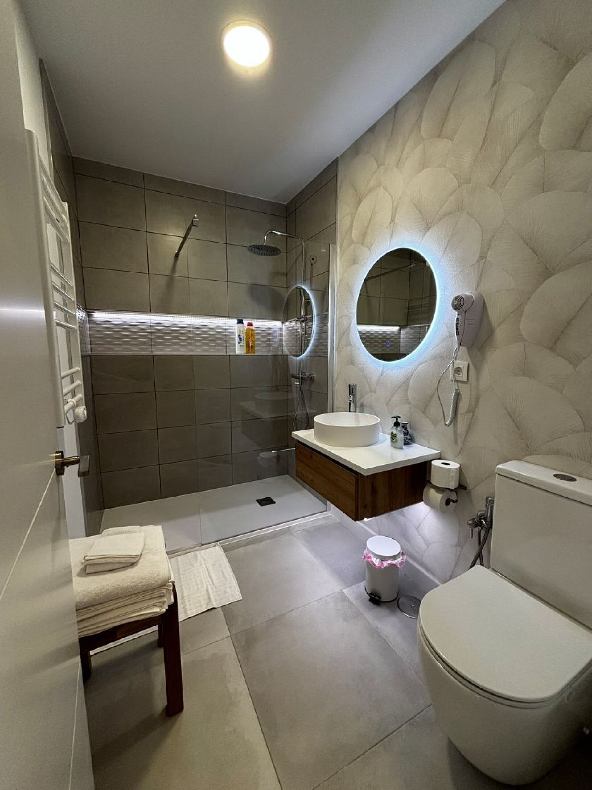 Secadora de cabello y toallas 