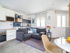 TV - TopSun - Rooftop apartment with large terrace (Las Palmas de Gran Canaria)