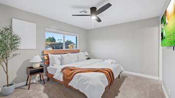 4 Schlafzimmer, Bügeleisen/Bügelbrett, Reisekinderbett, kostenloses WLAN