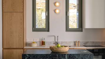 ์ต์คํด๋ฃจ์๋ธ ๋น๋ผ, ํด๋ณ ์ ๋ง | ์ ์ฉ ์ฃผ๋ฐฉ | ์ปคํผ/ํฐ ๋ฉ์ด์ปค