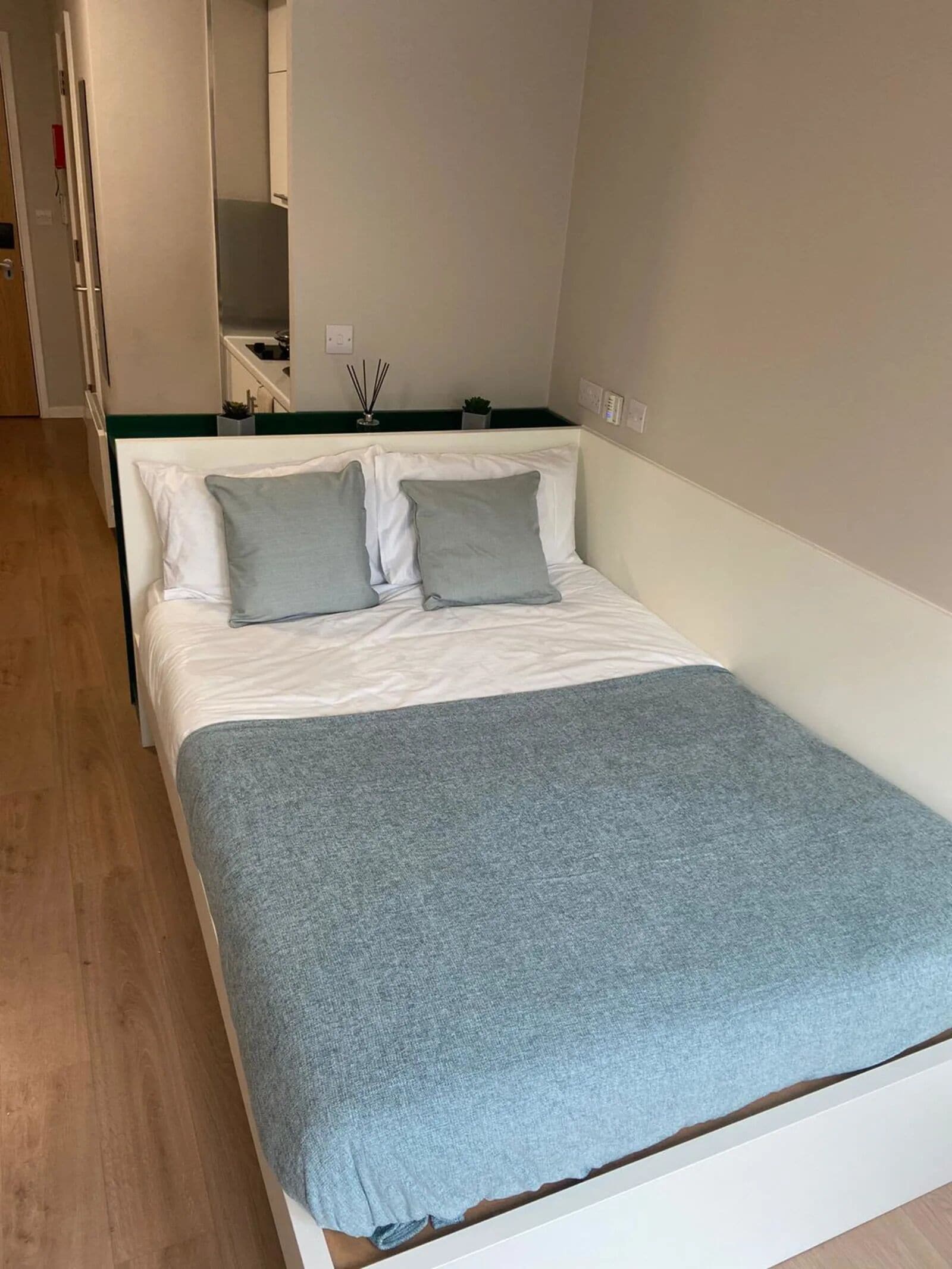 Studio, Non Smoking | Blackout curtains, iron/ironing board, free WiFi