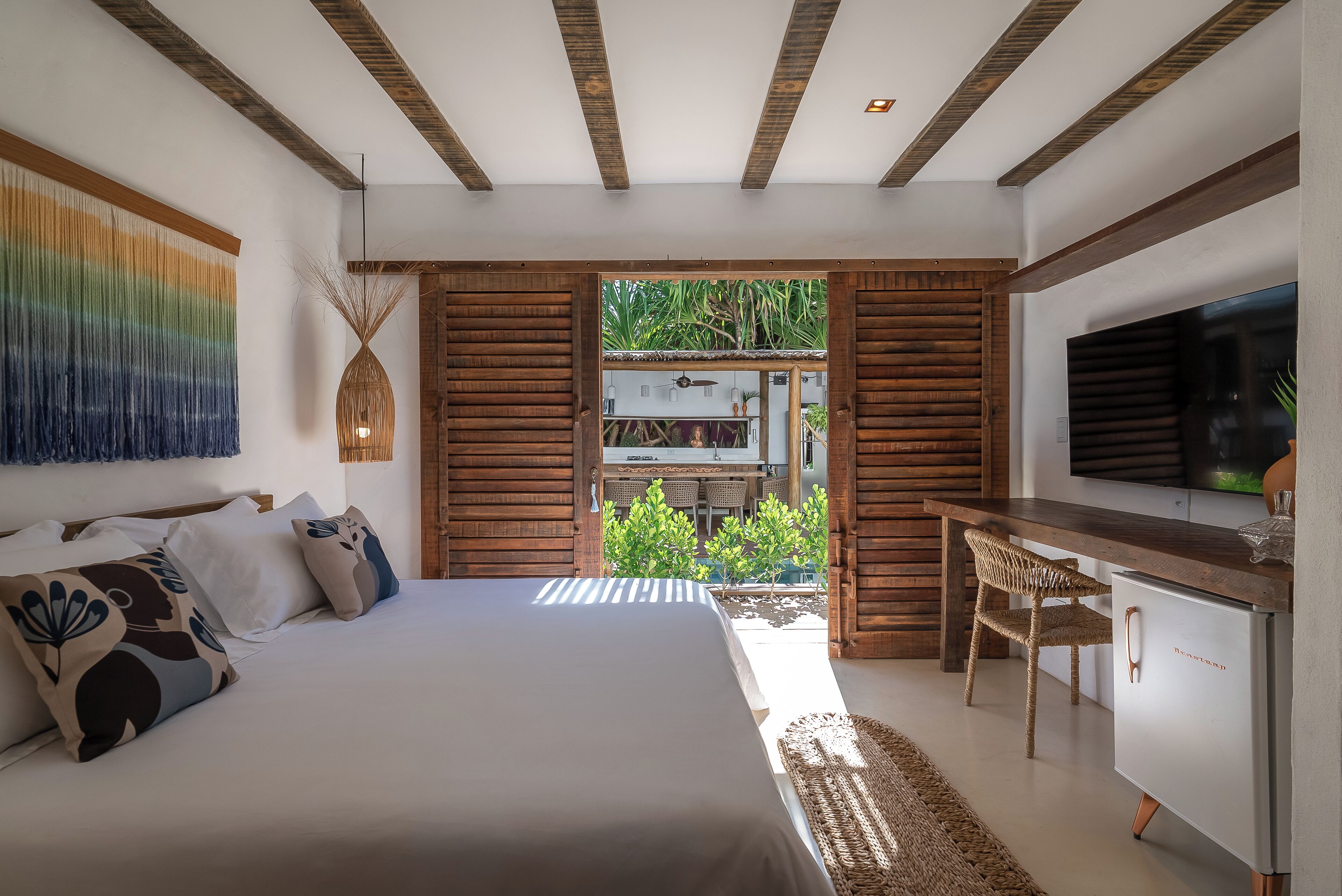 华丽双床房, 泳池景观 (Suite Rio) | 迷你吧、客房内保险箱、熨斗/熨板、免费 WiFi