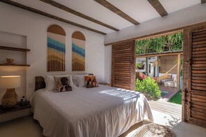 Deluxe Twin Room, Pool View (Suite Mar) | Minibar, in-room safe, iron/ironing board, free WiFi - Nossa Villa Caraiva (Porto Seguro)