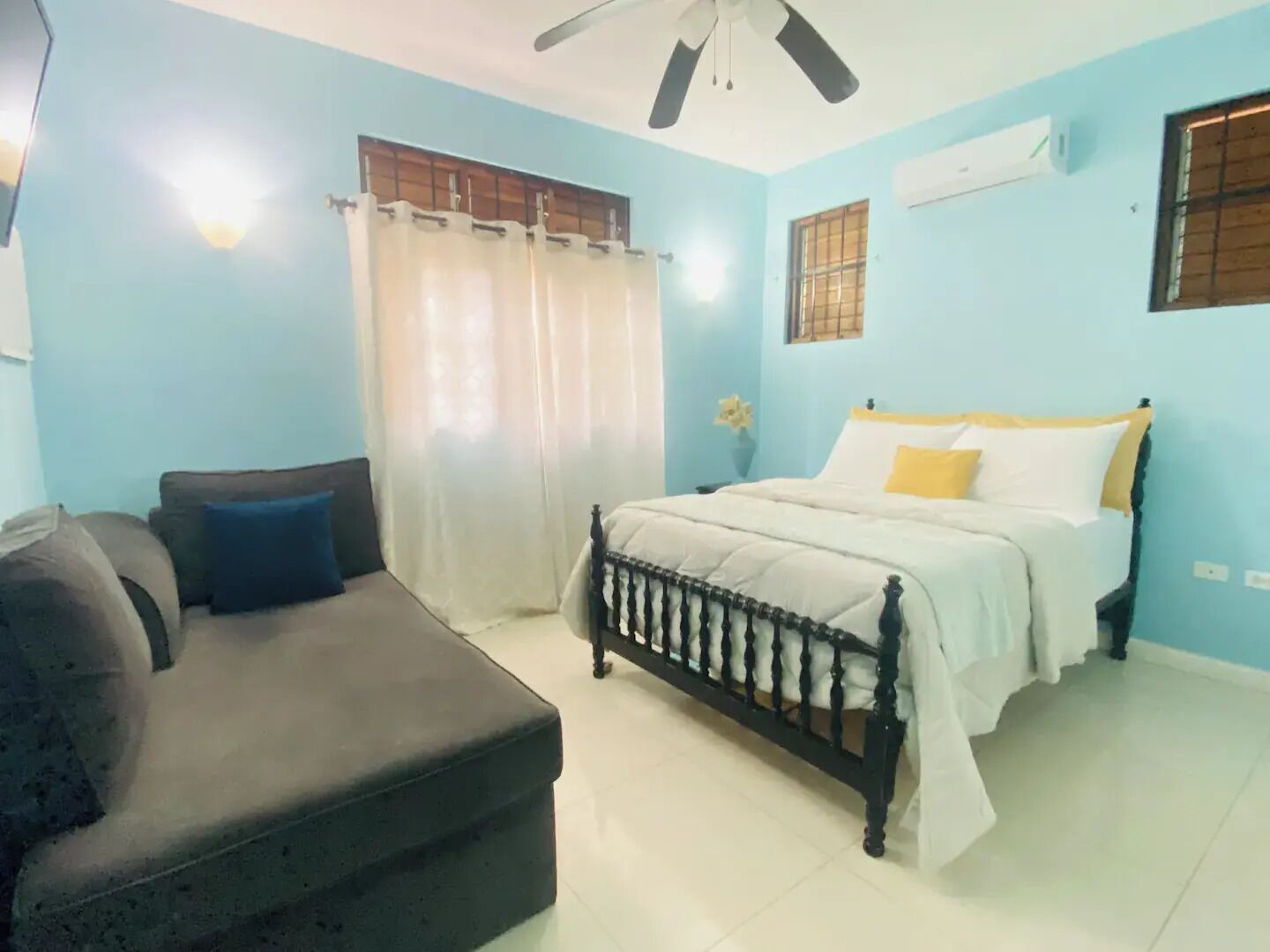 3 bedrooms, iron/ironing board, WiFi