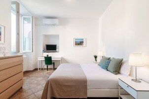 Appartamento, vista montagna | 1 camera, biancheria da letto di alta qualità, copriletto in piuma