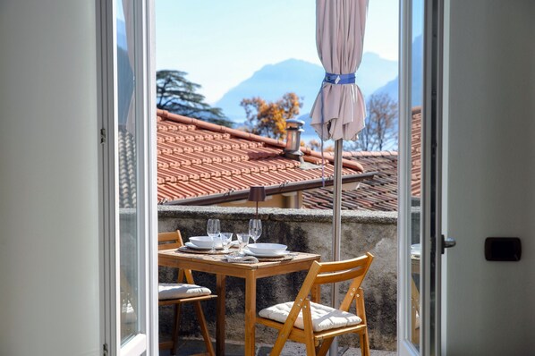 Apartment, Mountain View | 1 bedroom, premium bedding, down duvets, iron/ironing board - Viviana Suite 1 (Menaggio)