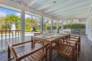 Outdoor dining - Blue Banyan Boathouse w/POOL/DOCK! (Naples)