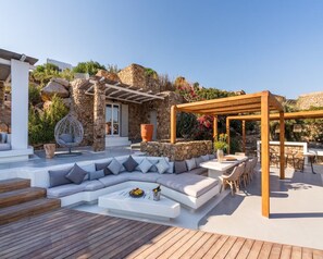 Villa | Exterior