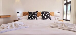 4 bedrooms, in-room safe, iron/ironing board, free WiFi - Famous Holiday villa ‘’Ginger’’ - 4BR A/C - 300M beaches - Private Pool - Wifi (Las Terrenas)