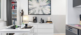 Basic but comfortable, cosi - 30 min to DUsseldorf exhibition/fair, great value