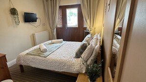 开间 | 5 多间卧室、免费 WiFi、床单