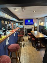 Bar (en la propiedad)